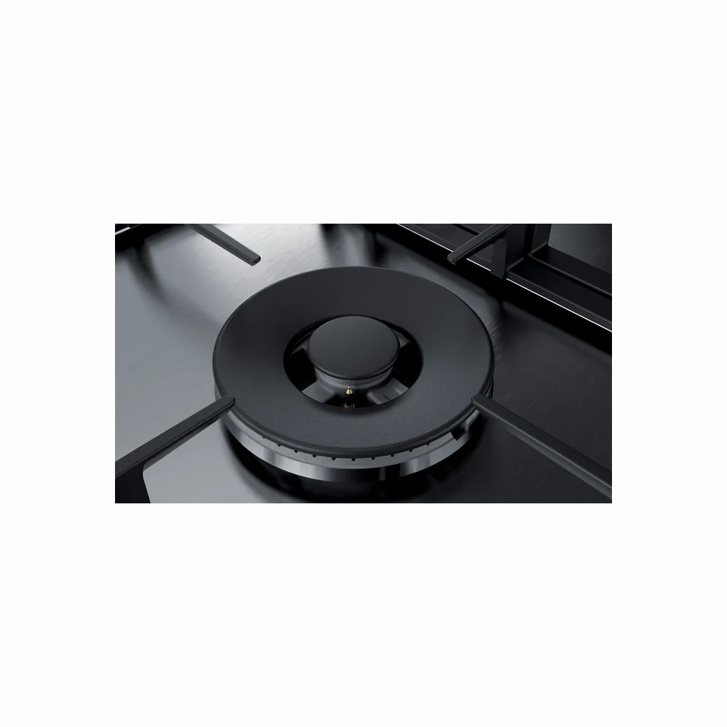 مميزات بوتاجاز بلت ان بوش 5 شعلة غاز 90 سم فضي:

 	تصميم أنيق من الفولاذ المقاوم للصدأ.
 	نظام طهي مزدوج الشعلة بقوة كبيرة تصل إلى 5 كيلو وات.
 	نظام الاشعال الذاتي.
 	أمان كامل.
 	حامل أواني من الحديد الزهر.
 	لون الفولاذ المقاوم للصدأ